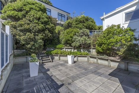 Photo of property in Dorset Cove, 90 Burnham Street, Seatoun, Wellington, 6022
