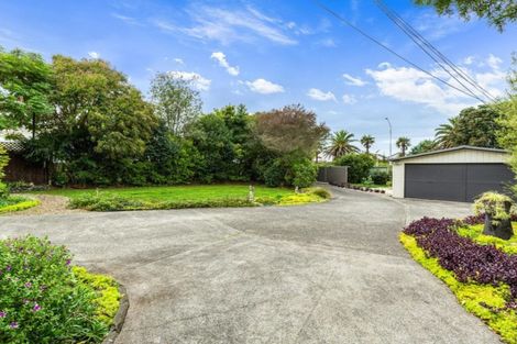 Photo of property in 490 Te Atatu Road, Te Atatu Peninsula, Auckland, 0610