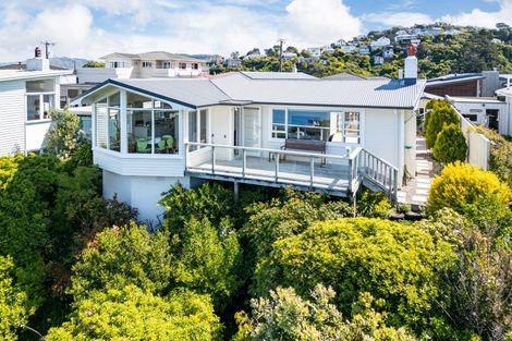 Photo of property in 7 Harbour Park Terrace, Khandallah, Wellington, 6035
