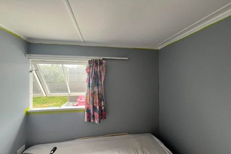 Photo of property in 12 Hokio Beach Road, Levin, 5510