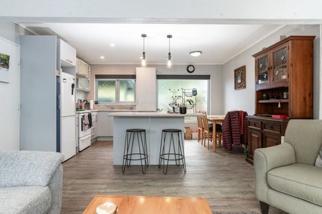 Photo of property in 11 Hollydale Grove, Churton Park, Wellington, 6037