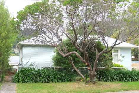 Photo of property in 3 Jocelyn Crescent, Pinehaven, Upper Hutt, 5019