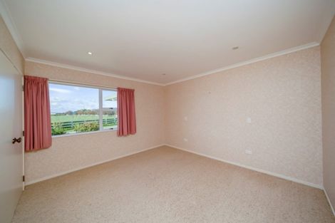 Photo of property in 281 Waihi Road, Hawera, 4673