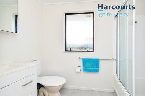 Photo of property in 1/17 Secretariat Place, Randwick Park, Auckland, 2105