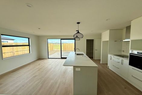 Photo of property in 10 Maple Lane, Rolleston, 7614