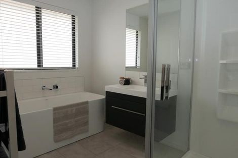 Photo of property in 98 Ledbury Drive, Rolleston, 7615