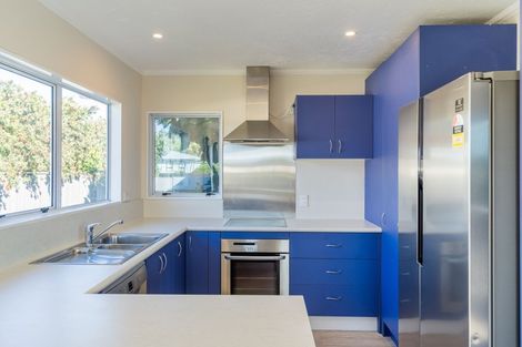 Photo of property in 26 Linwood Drive, Paraparaumu, 5032