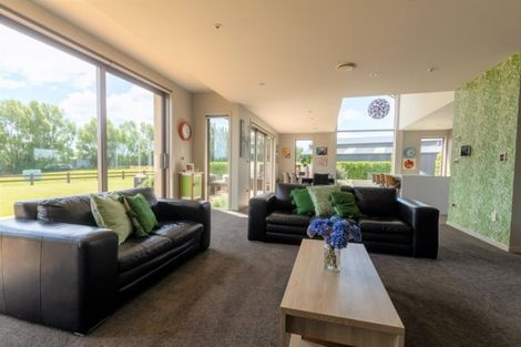 Photo of property in 39 Egerton Road, Winton, 9781