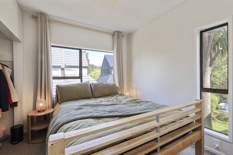 Photo of property in 2 Holmcroft Court, Cracroft, Christchurch, 8022