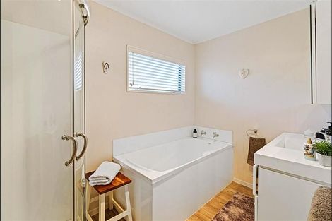 Photo of property in 1 Azimuth Place, Flagstaff, Hamilton, 3210