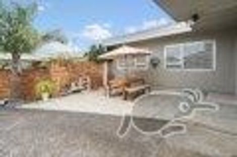 Photo of property in 2/37 Galvan Avenue, Sunnyhills, Auckland, 2010