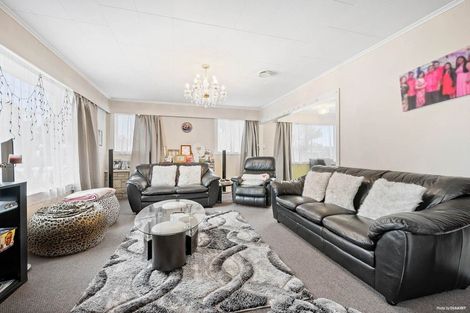 Photo of property in 43 Greenmeadows Avenue, Manurewa East, Auckland, 2102