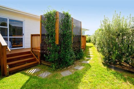 Photo of property in 37 Shoemaker Road, Waipu, 0510