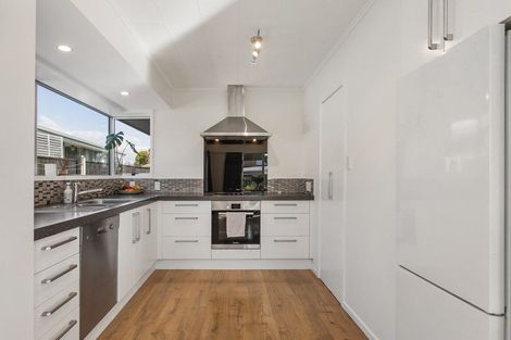 Photo of property in 5 Cintra Place, Casebrook, Christchurch, 8051