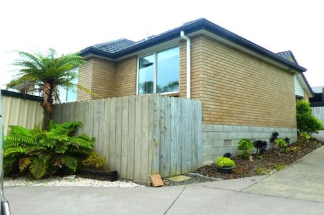 Photo of property in 11 Logan Place, Waiuku, 2123