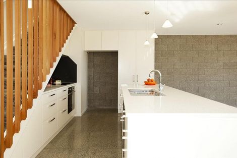 Photo of property in 35a Rothesay Bay Road, Rothesay Bay, Auckland, 0630