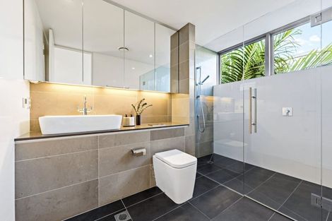 Photo of property in 25a West End Road, Herne Bay, Auckland, 1022