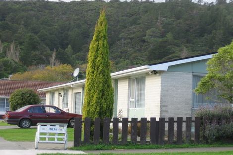 Photo of property in 6/259-261 Stokes Valley Road, Stokes Valley, Lower Hutt, 5019