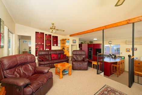 Photo of property in 36 Kotare Place, South Bay, Kaikoura, 7300