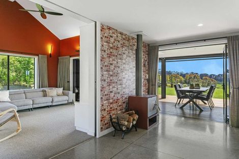 Photo of property in 67 Lomond Grove, Acacia Bay, Taupo, 3385