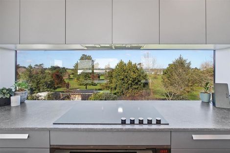 Photo of property in 172 Torkar Road, Clarks Beach, 2122