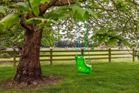 Photo of property in 13 Paterson Street, Pahiatua, 4910