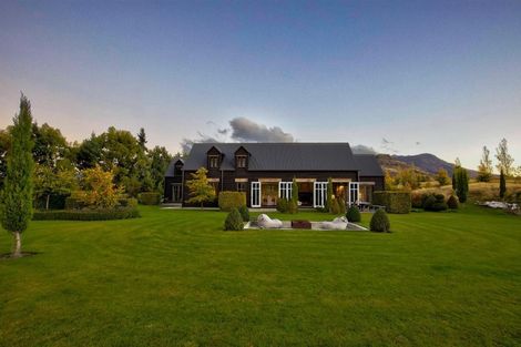Photo of property in 10 Baird Lane, Lake Hayes, Queenstown, 9371