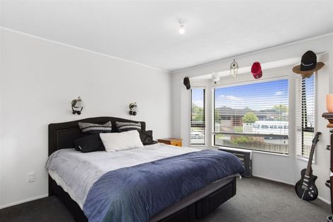 Photo of property in 4 Marwood Place, Mount Maunganui, 3116