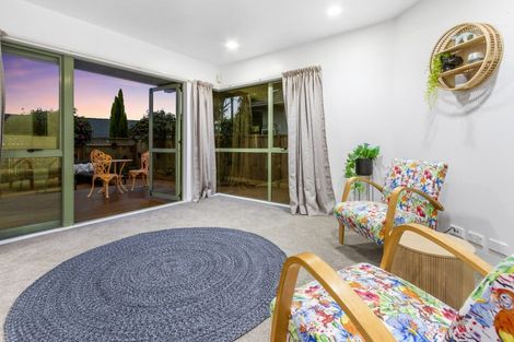 Photo of property in 88a Aberdeen Road, Campbells Bay, Auckland, 0620