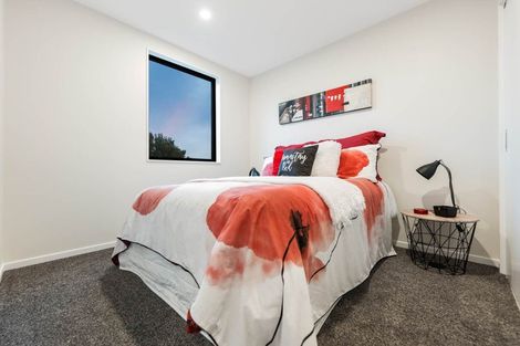 Photo of property in 4202d Great North Road, Glendene, Auckland, 0602