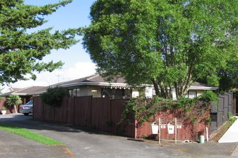 Photo of property in 2/10 Everingham Place, Sunnyhills, Auckland, 2010