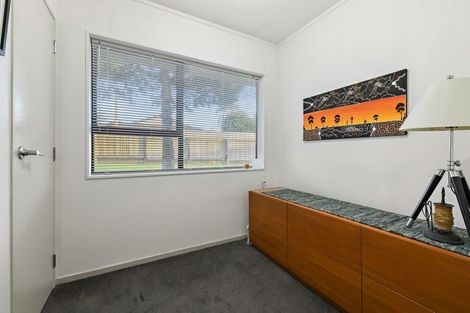 Photo of property in 2/3 Skilling Place, Farm Cove, Auckland, 2012