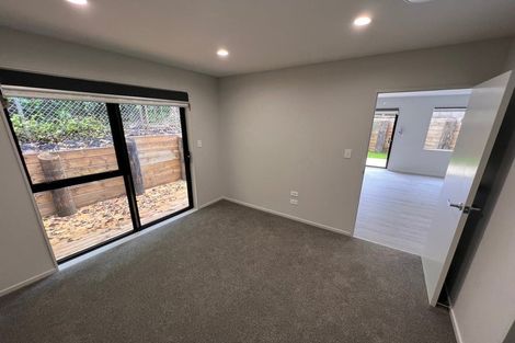 Photo of property in 17a Knox Road, Swanson, Auckland, 0612