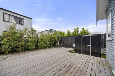 Photo of property in 1/28 Ngataringa Road, Devonport, Auckland, 0624