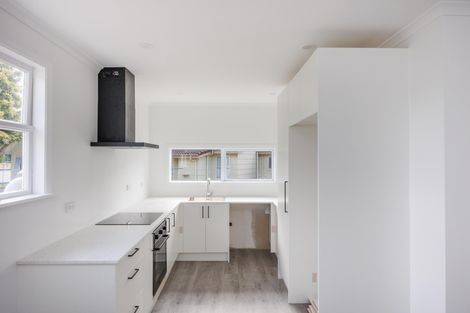 Photo of property in 73 Rangiora Avenue, Roslyn, Palmerston North, 4414