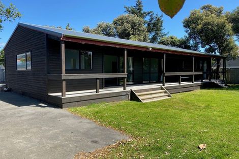 Photo of property in 9 Tobys Way, Waikanae Beach, Waikanae, 5036
