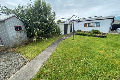 Photo of property in 2 Rata Street, Tokomaru, Palmerston North, 4474