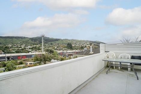 Photo of property in 26 Duncan Street, Tawa, Wellington, 5028