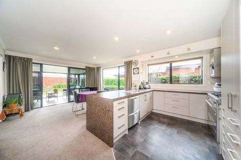 Photo of property in 49 Rosalie Terrace, Kelvin Grove, Palmerston North, 4414