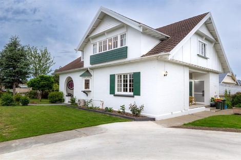 Photo of property in 17 Rhodes Street, Waimate, 7924