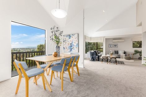 Photo of property in 5 Furneaux Grove, Whitby, Porirua, 5024