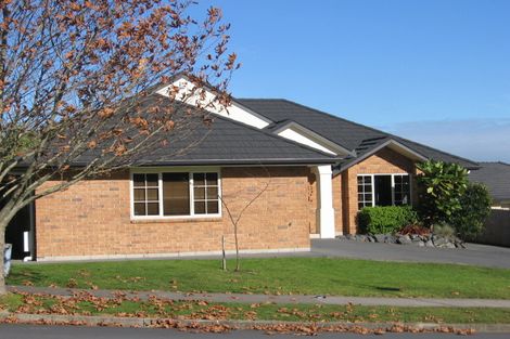 Photo of property in 31 John Brooke Crescent, East Tamaki Heights, Auckland, 2016