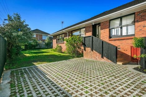 Photo of property in 2/54 Northboro Road, Belmont, Auckland, 0622