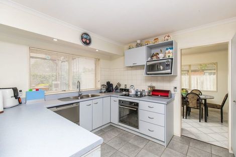 Photo of property in 31 Muirfield Street, Wattle Downs, Auckland, 2103