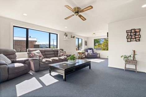 Photo of property in 3 Martin Road, Fairfield, Dunedin, 9018