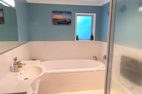 Photo of property in 6 Solway Place, Mosgiel, 9024