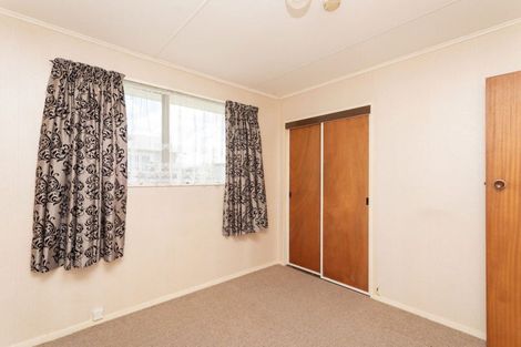 Photo of property in 28 Miller Street, Dannevirke, 4930