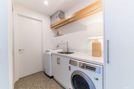 Photo of property in 6 Polperro Court, Jacks Point, Queenstown, 9371