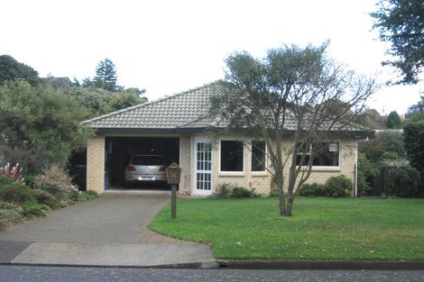 Photo of property in 25 Alexander Road, Raumati Beach, Paraparaumu, 5032