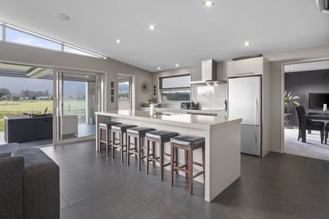 Photo of property in 12 Ridgeview Drive, Te Aroha, 3392